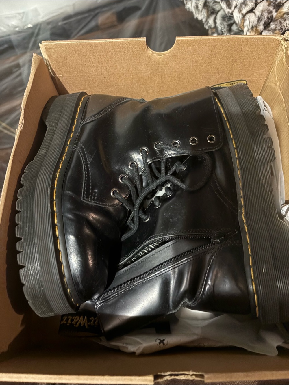 Jadon Dr Marten